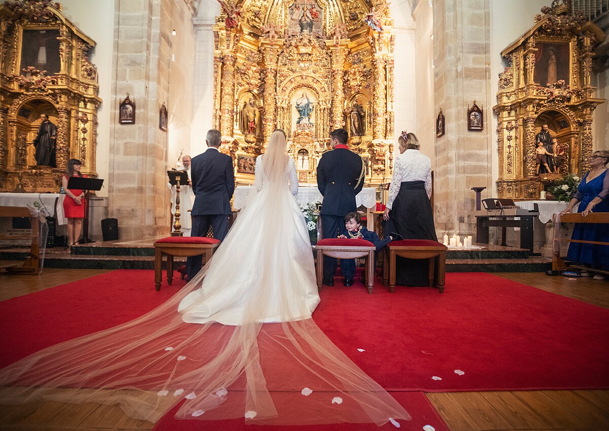 08 iglesia de espaldas